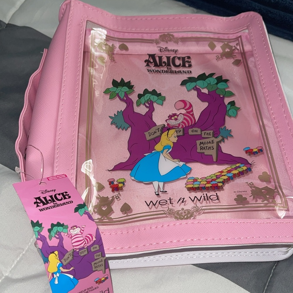 Makeup accessories - Picture 2 of 4